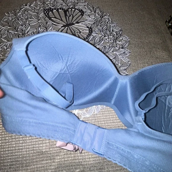 Victoria's Secret Padded Seamless Bra - Dusty Blue - Picture 7 of 8